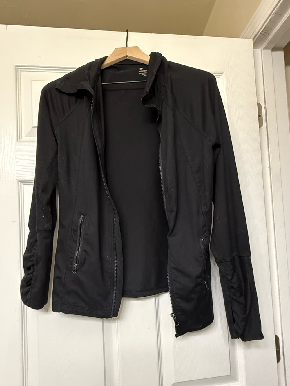 exertek Black Women's Lightweight Zip Jacket